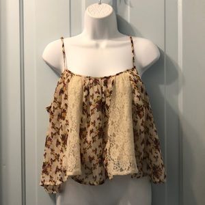 Love Fire lined short top Size L lace & flowers